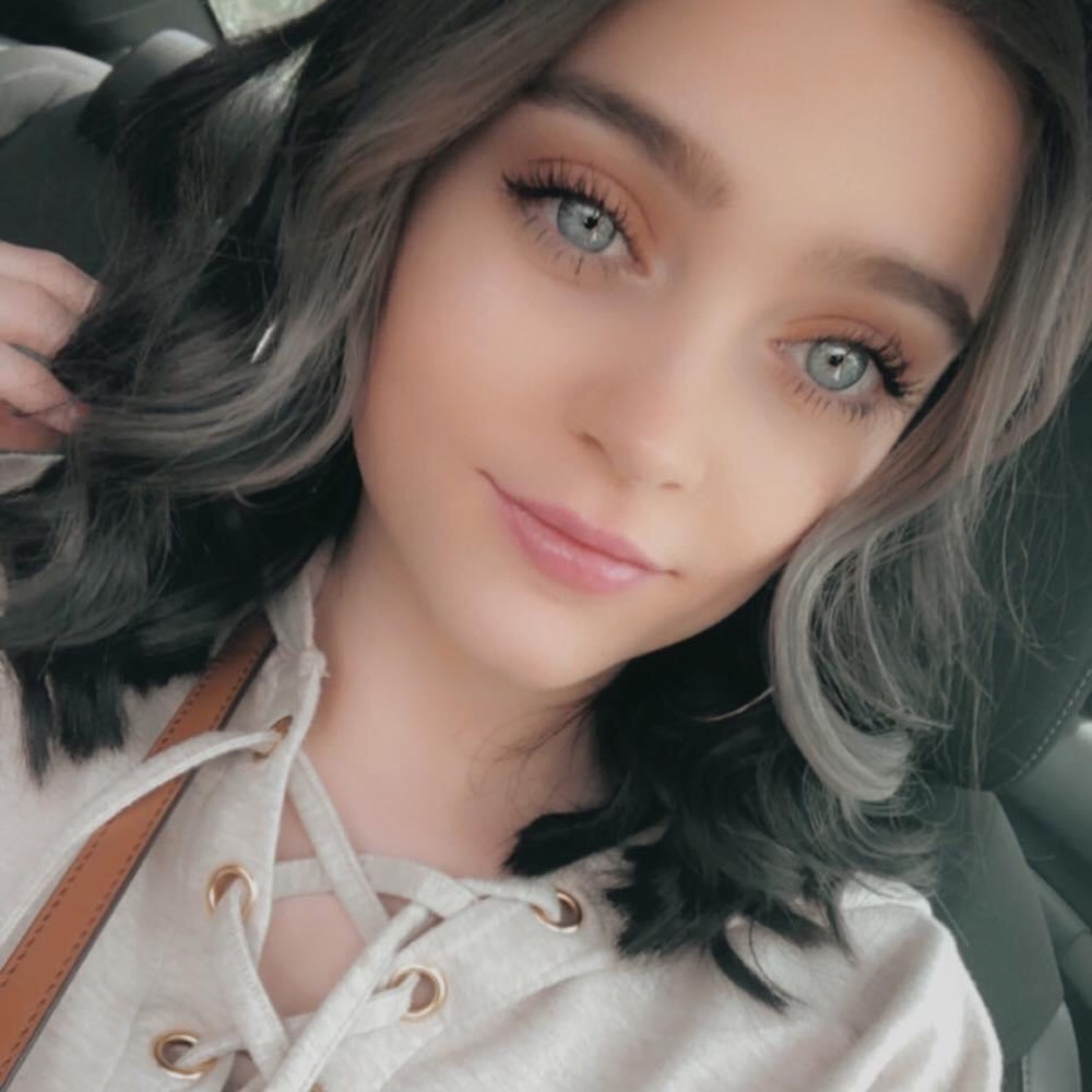 Meet your Posher, Jayde